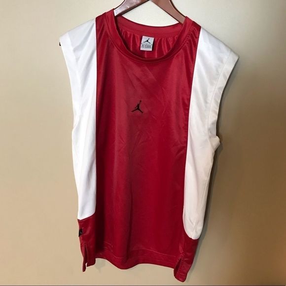 Jordan Jersey Tank RN# 61917 CA# 18702 Red and white basketball jersey revolve - Picture 4 of 6